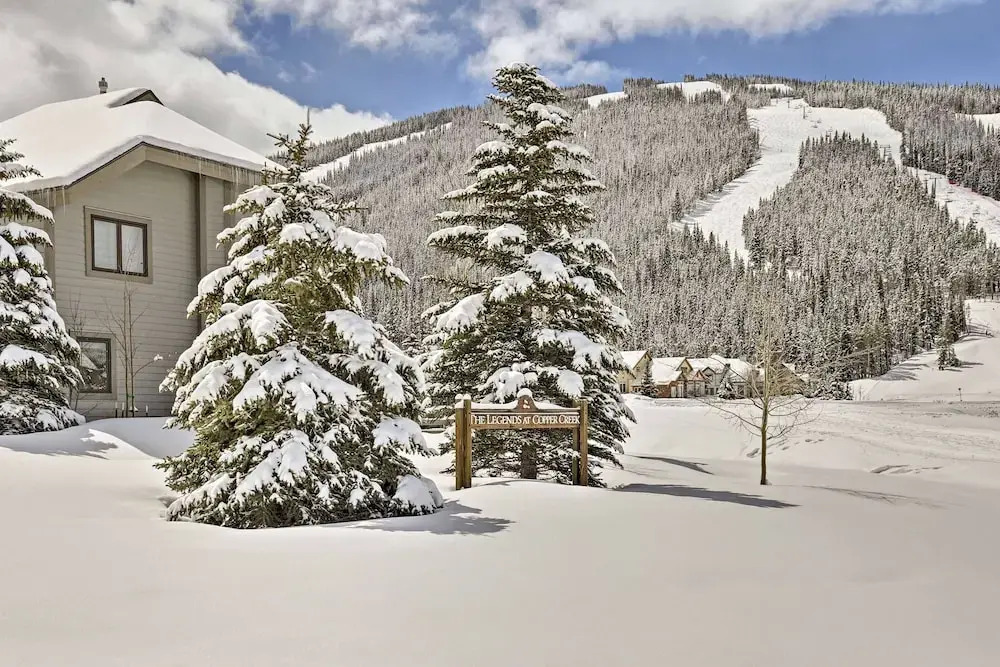 Walk to Ski Lift: Copper Mountain Home w/ Hot Tub