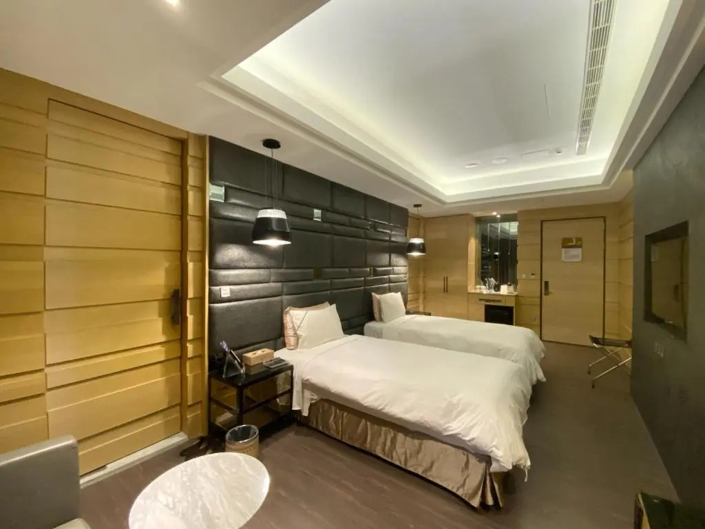 U-Her Hotel