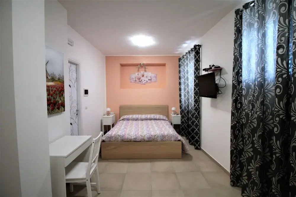 La Rosatea Rooms