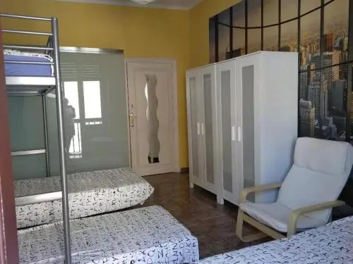 Sabi Habitaciones Hostel