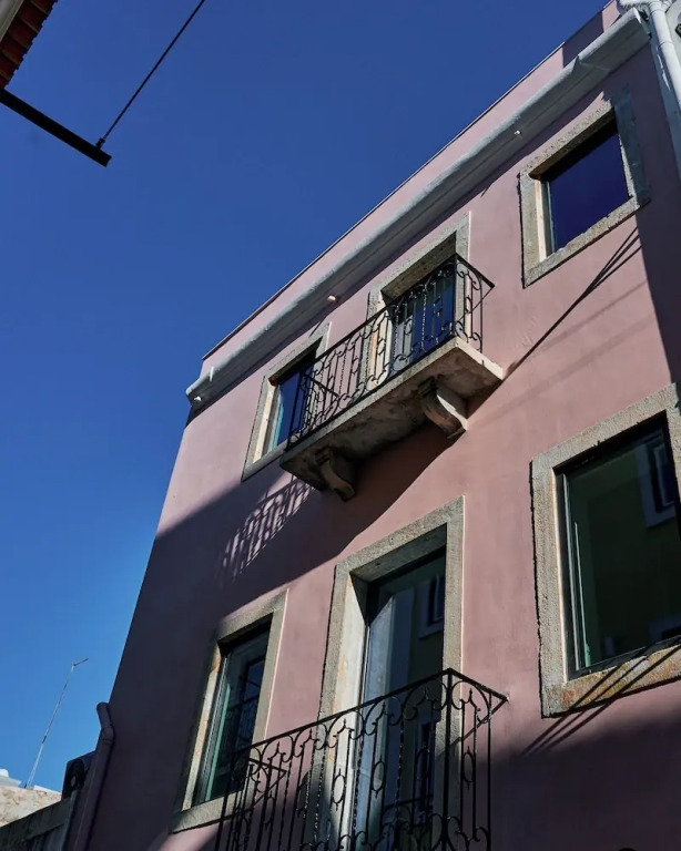 Les Deux Mariettes Maison Rose