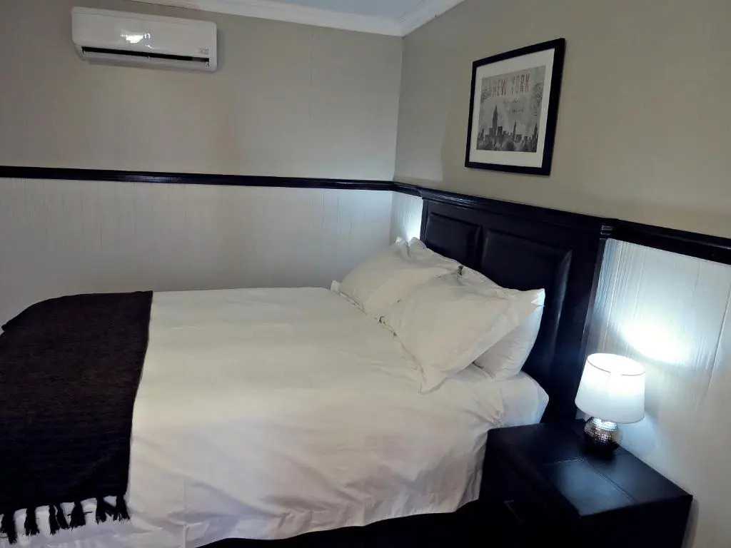 StableWood Lodge