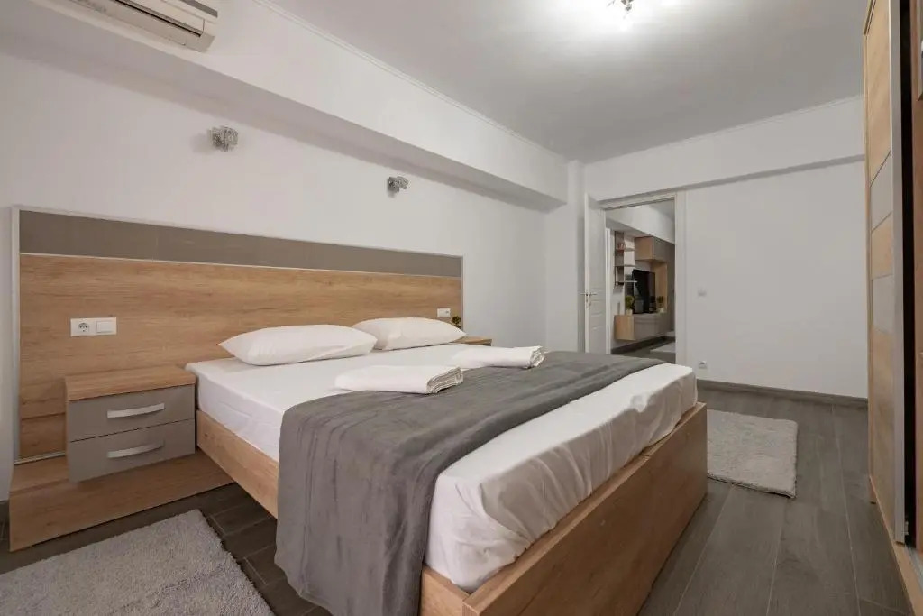 Luxury Ultracentral