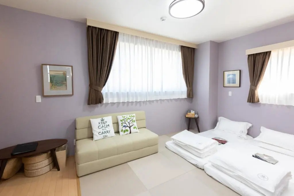 灯光旅館 Light hotel