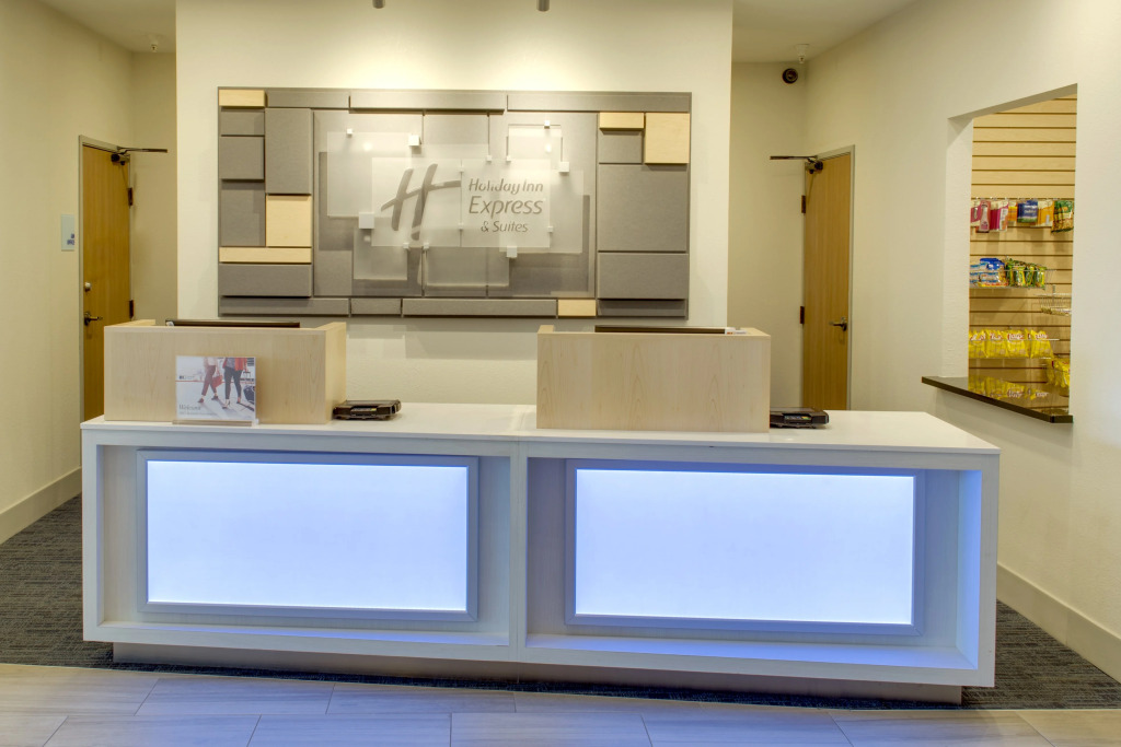 Holiday Inn Express Hotel & Suites Chickasha by IHG