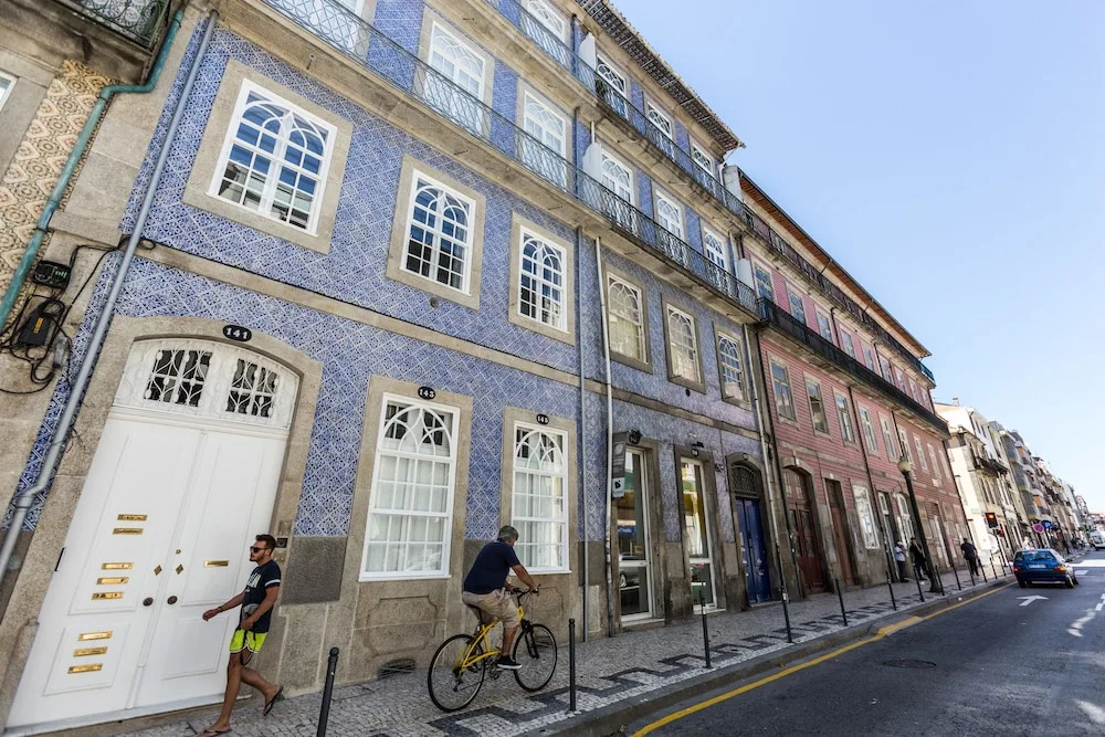Tripas-Coração, Rosário Apartments