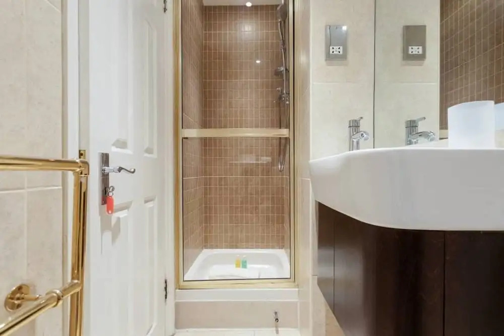 Lovely 2 Bed Family Home, Pimlico, 2 Mins to Tube