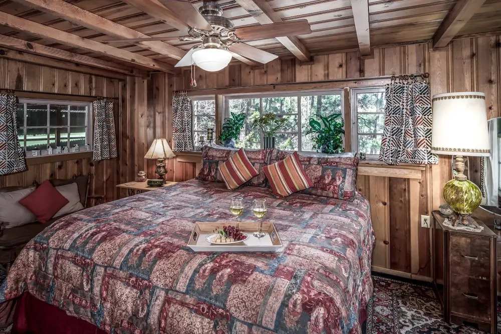 Four Miles - Two Bedroom Cabin