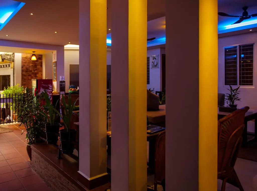One Up Banana Hotel