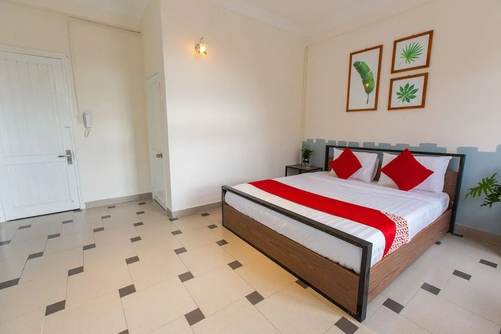 Oyo 569 Z Hotel
