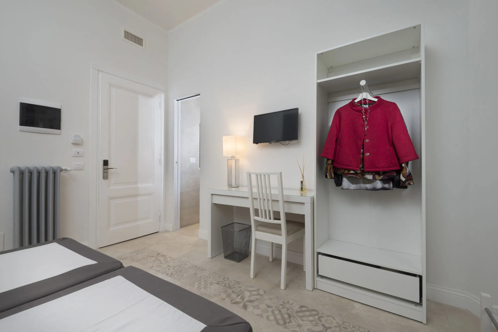 Vaticanspace Rooms