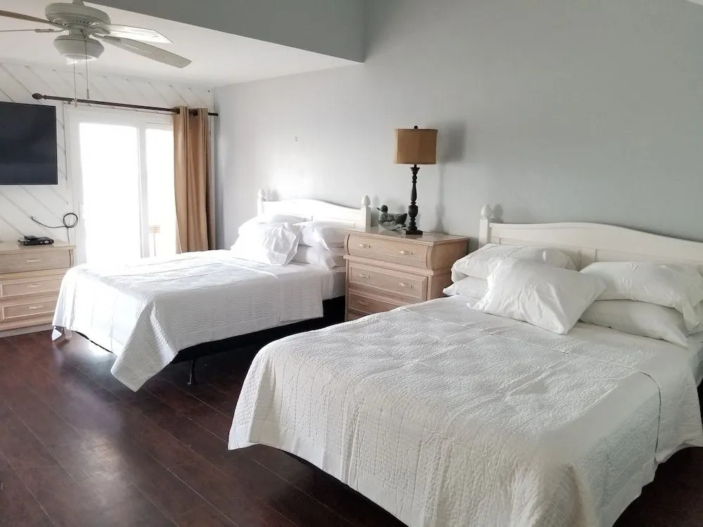 Sea Spray Condo