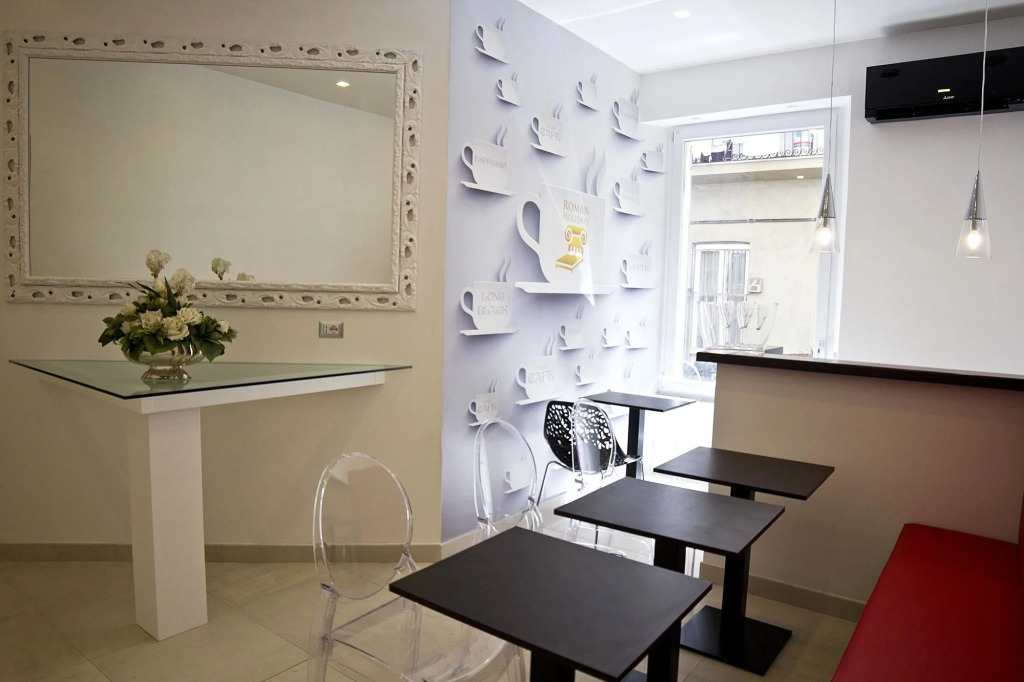 Roman Holidays Boutique