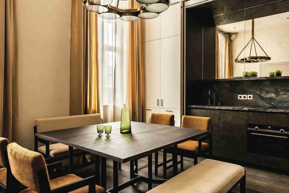 Mondovi Luxury Suites