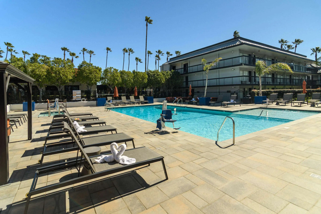 Palm Garden Hotel
