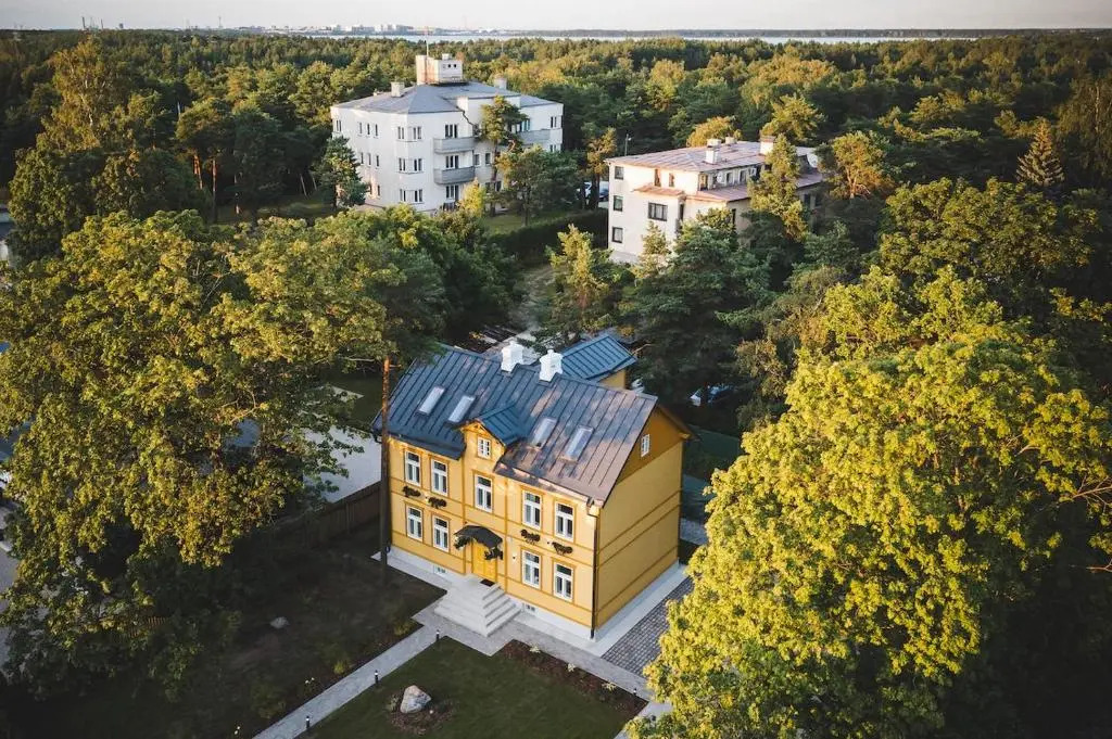 Lenderi Villa Luxury Apartments with Sauna
