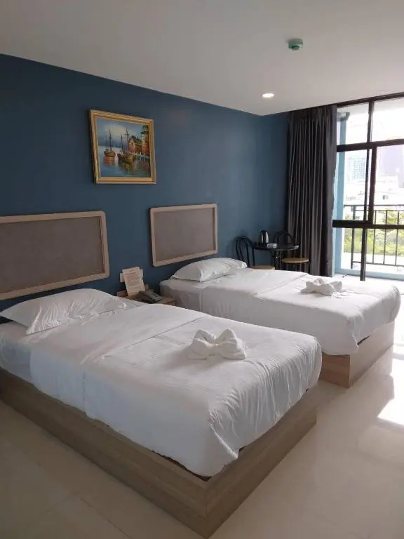 @81Hotel