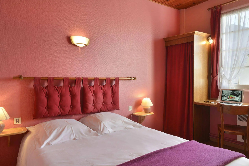 Logis Hôtel Restaurant Berry Relais