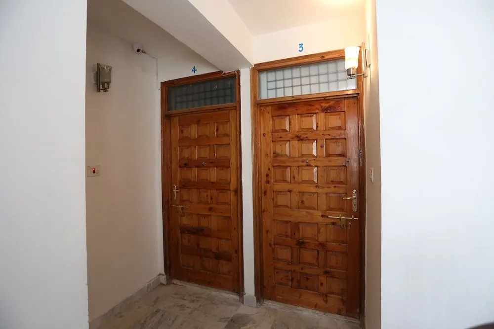 OYO 9102 Home Cozy 3BHK Near Mall Road