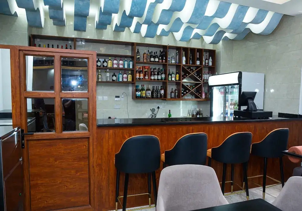 Gloria Inn Hotel