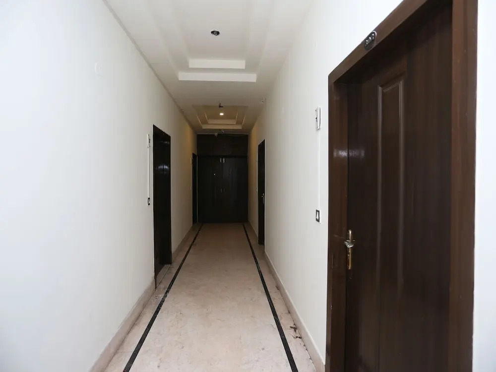 OYO 19334 Flagship Shanta Inn Charbagh