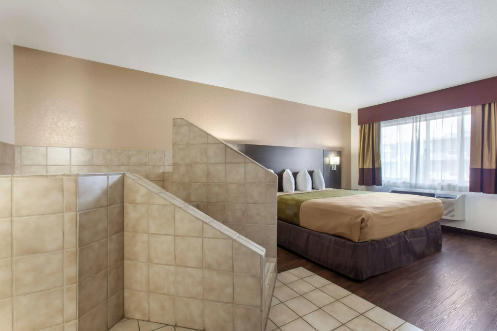 SureStay By Best Western Phoenix Airport