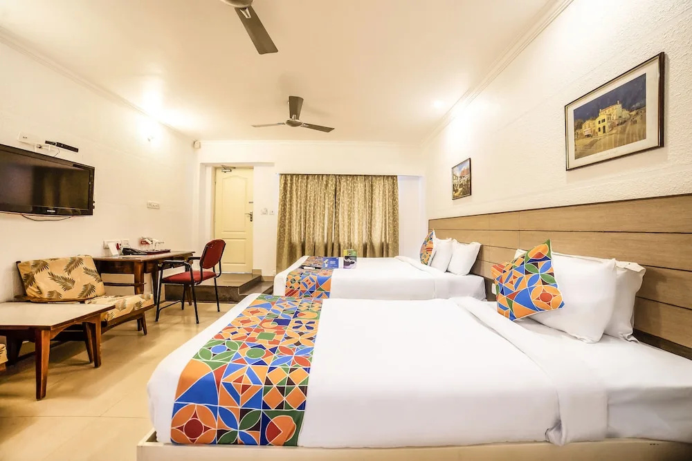 FabHotel Flamingo Anna Nagar