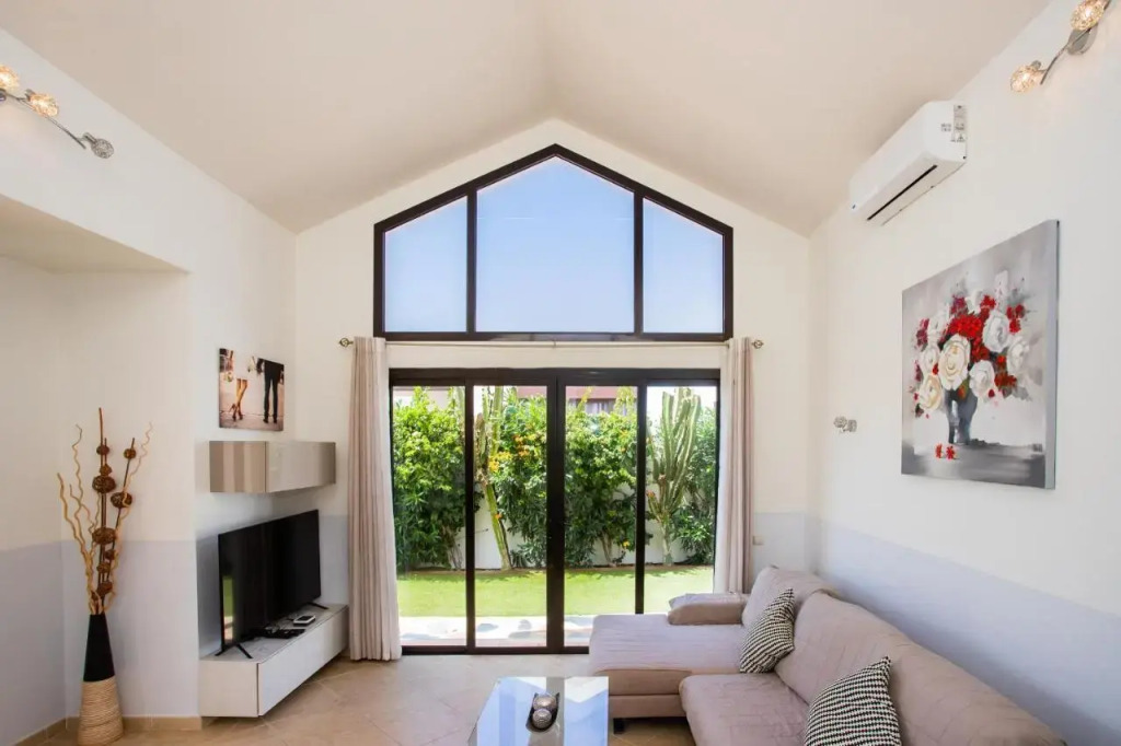 Casa Maurizio - Heated Pool, Hot Tub & Hammam
