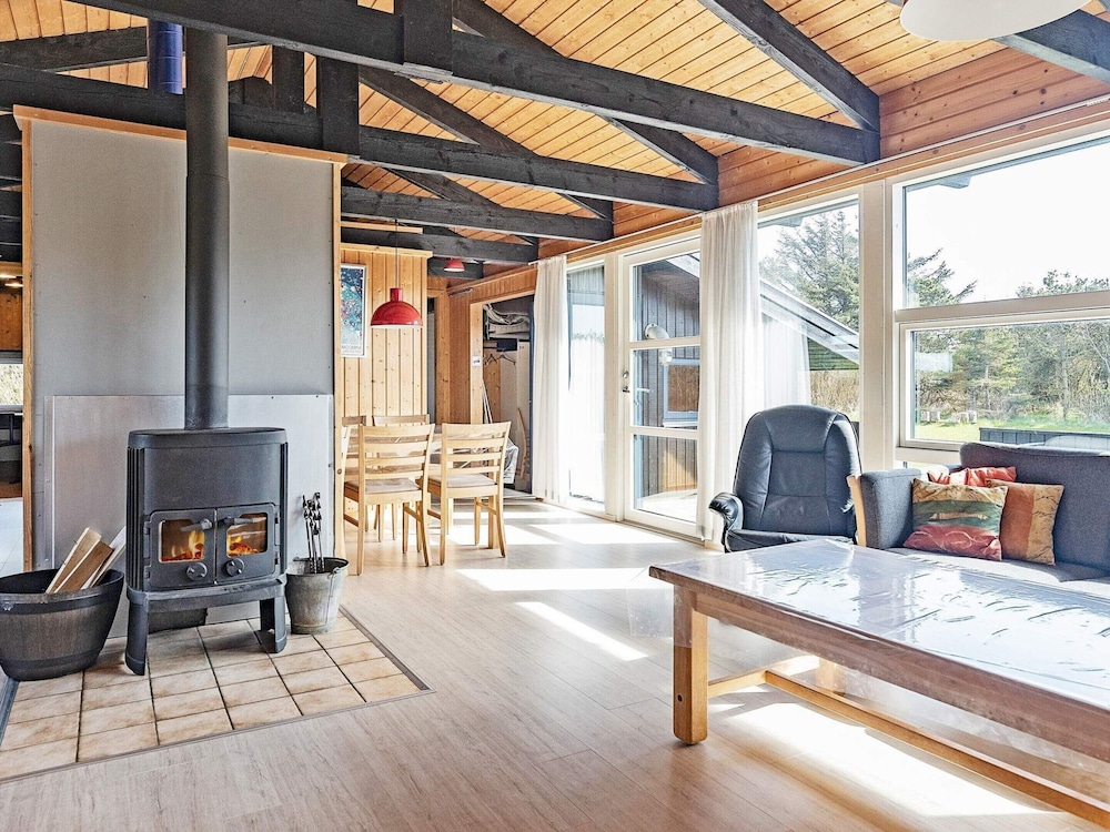 8 person holiday home in Vestervig
