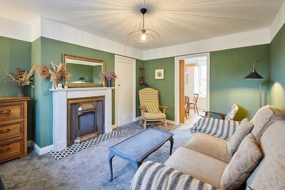 Host Stay Cheviot Street