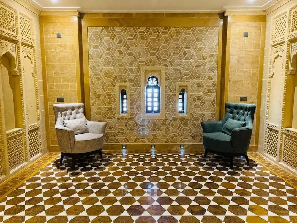Guulab Haveli - Opp Fort