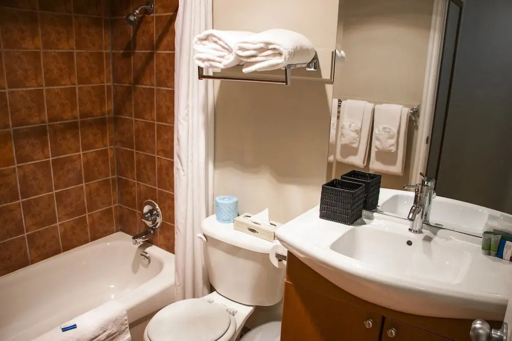 Tr Hotel And Suites