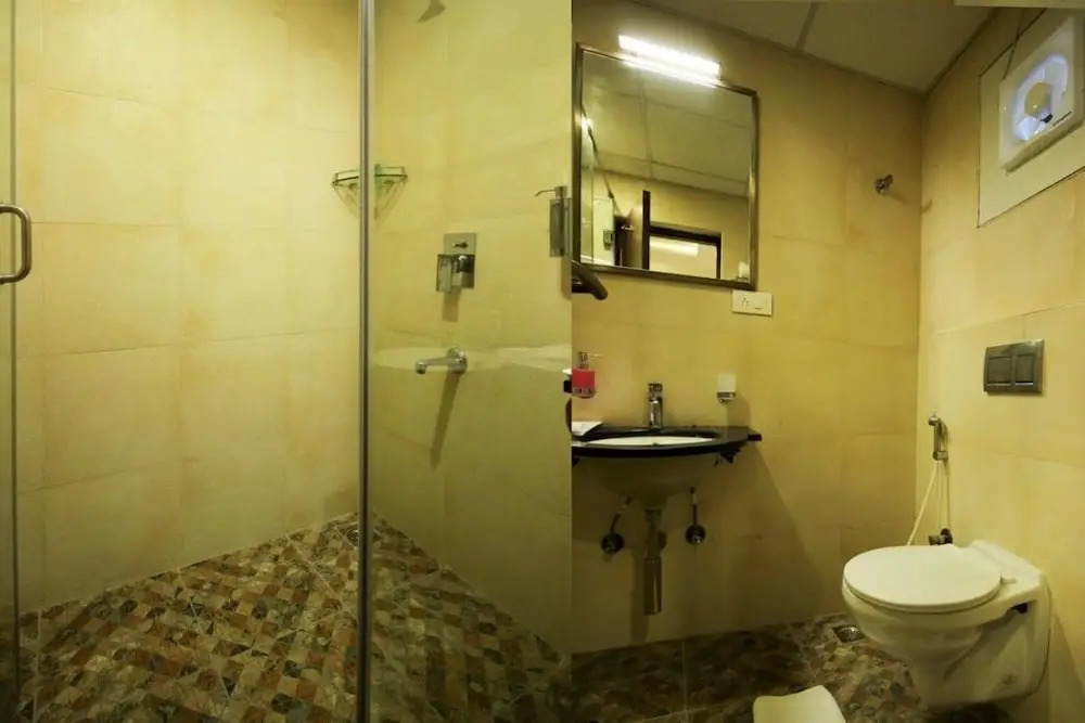 Crest Hotel