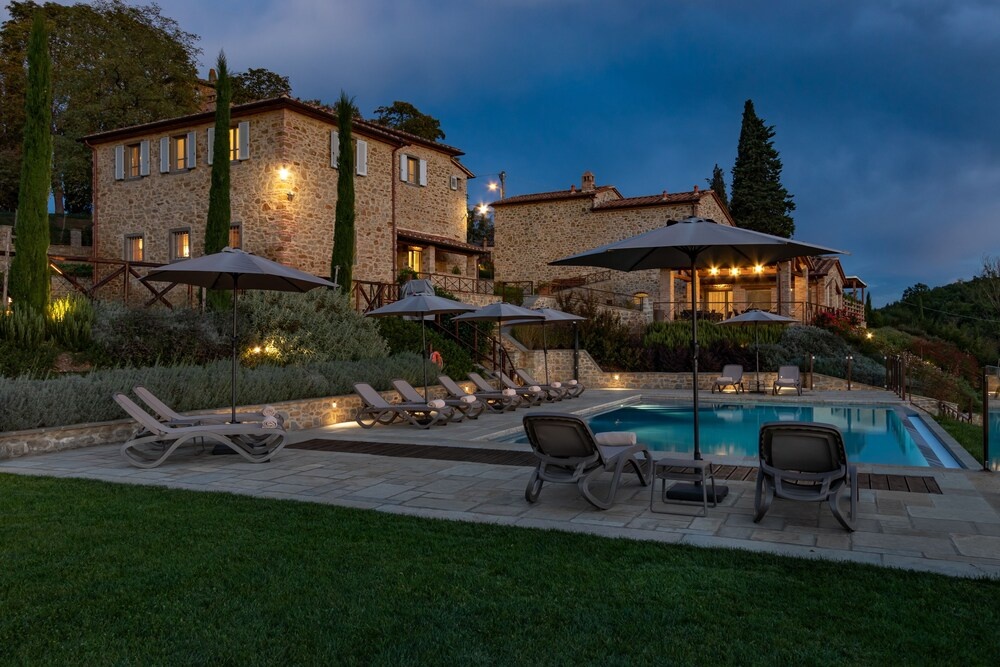 Chimera Tuscany Resort
