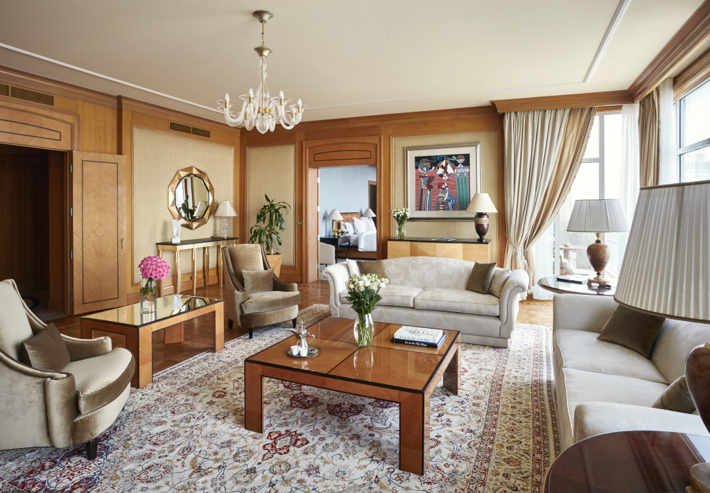 Four Seasons Hotel Cairo at Nile Plaza