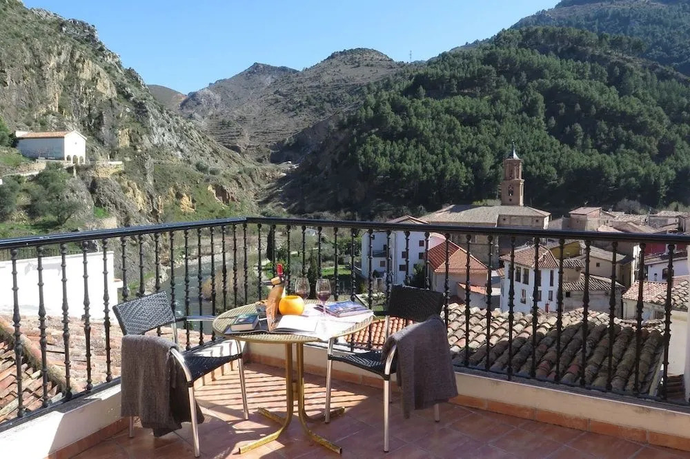 Casa Arnedillo by Apartamentos Arnedillo