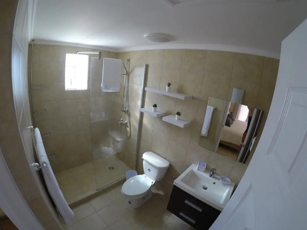 Gold Coast - Beautiful 2 Bedroom Town House