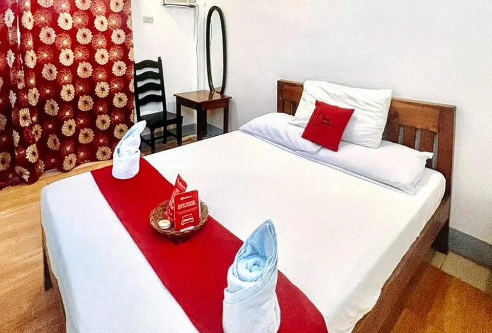 RedDoorz @ Lualhati Garden Cottage El Nido Palawan