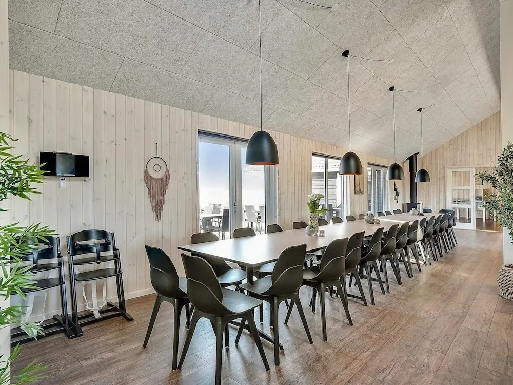 Luxury Pool Villa in Grena