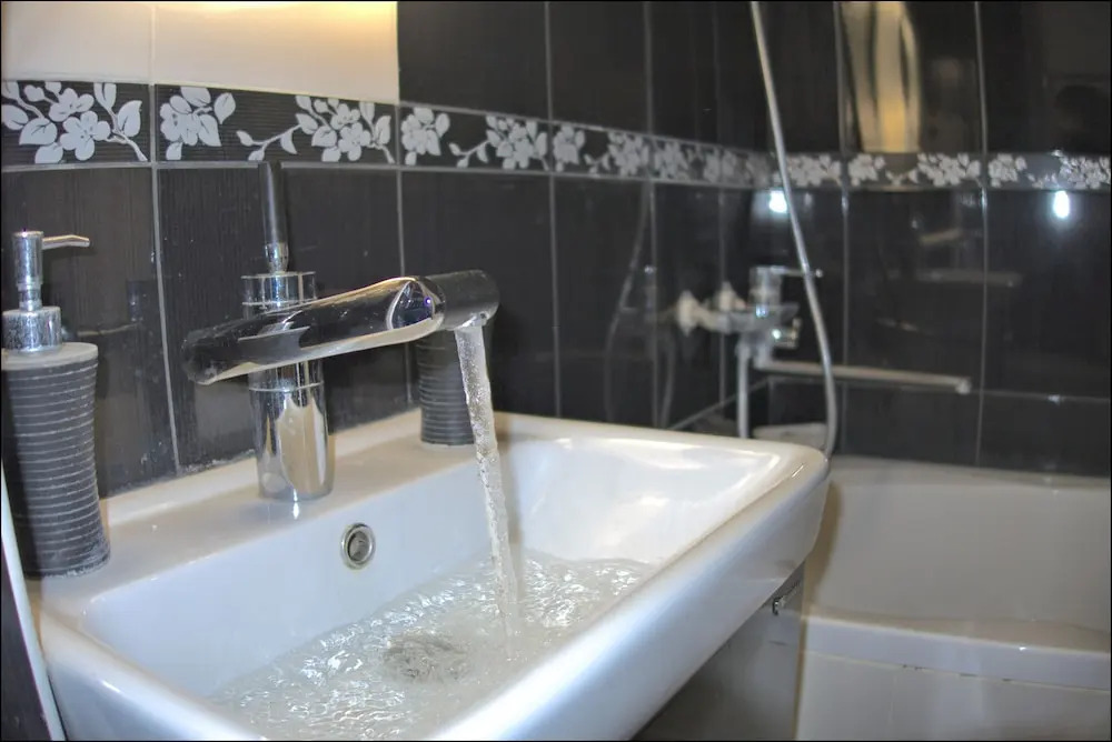 LUXKV Apartment on Sevastopolskiy 7