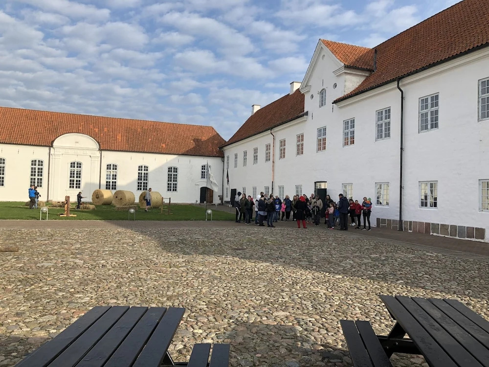 Vitskøl Kloster
