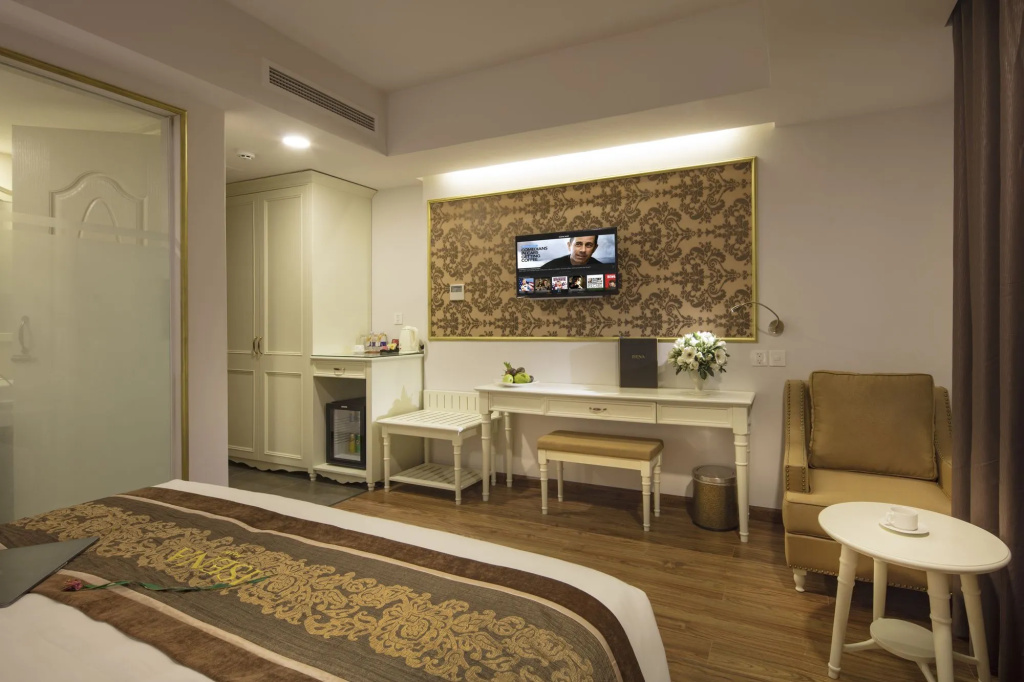 Nha VIET Nha Trang Hotel