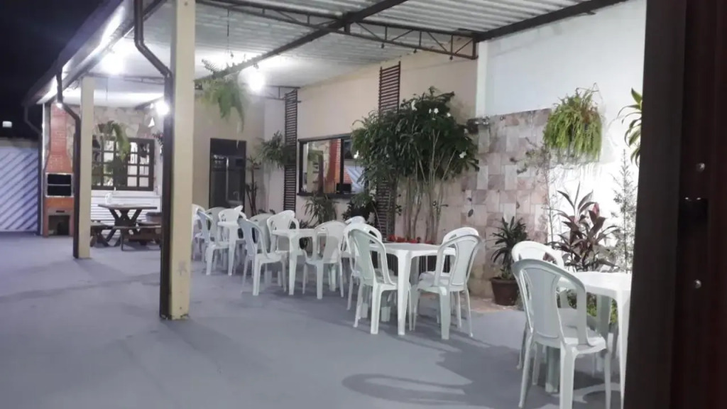 Casa com piscina Caraguatatuba 2
