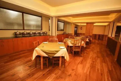 Hotel Tarayana Grand