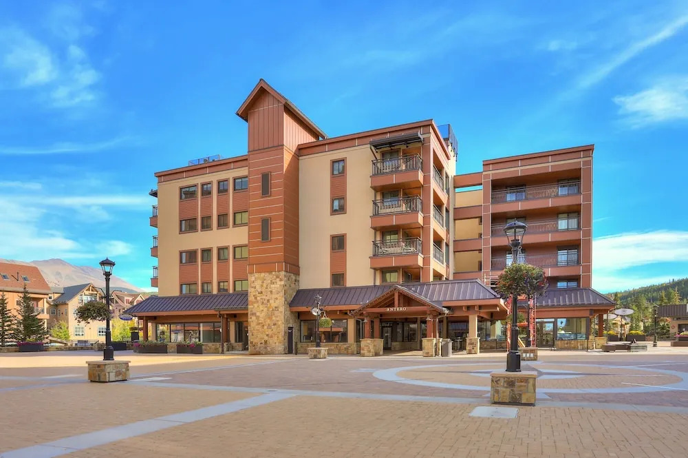 The Village - Wetterhorn - #3404 2 Bedrooms 2 Bathrooms Condo