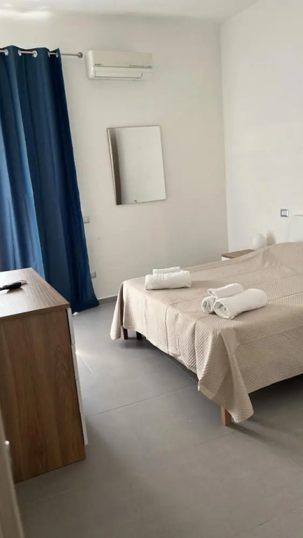 Room in Holiday House - Holiday House the Zagare, Large Double or Twin Room