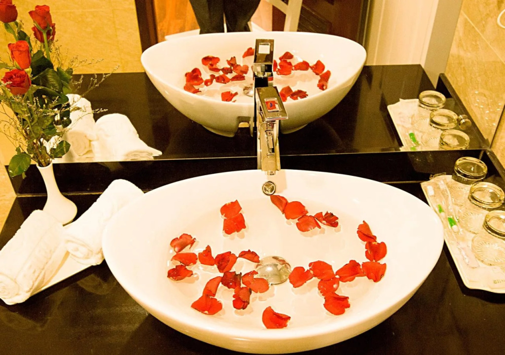 Golden Rain 2 Hotel Nha Trang Beach