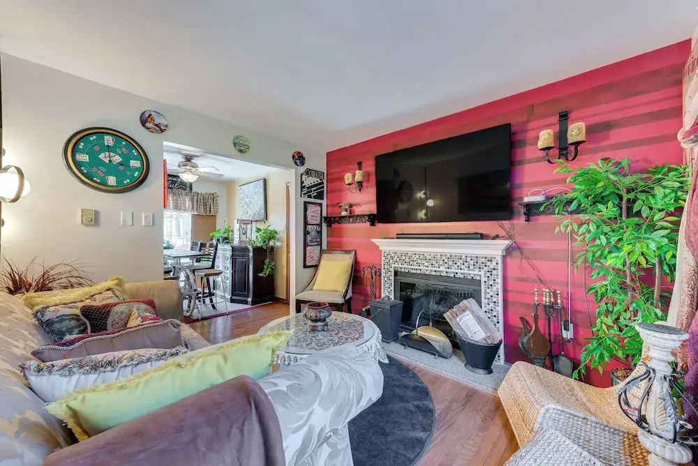 Tobyhanna Home w/ Fire Pit: 1 Mi to Lake Carobeth!