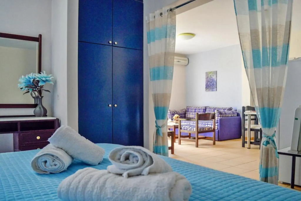 Apartment in Barbati with sea views