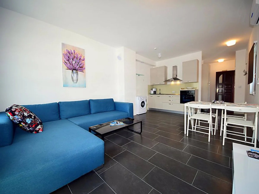 Lozna Residence 32551
